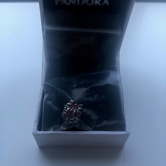 NIB Retired Pandora Pine Cone with Red Enamel Bow - Picture 4 of 6